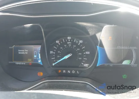 2013 Ford Fusion Hybrid Se z USA, uszkodzony, nr VIN 3FA6P0LU3DR328786